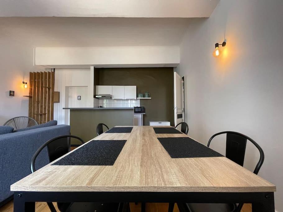 L'Appartement Tomey Avec Parking Каркассонн Екстер'єр фото
